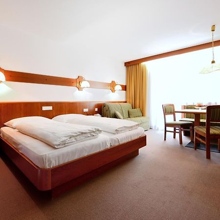 Residence Bacher Valdaora di Sopra Eksteriør billede