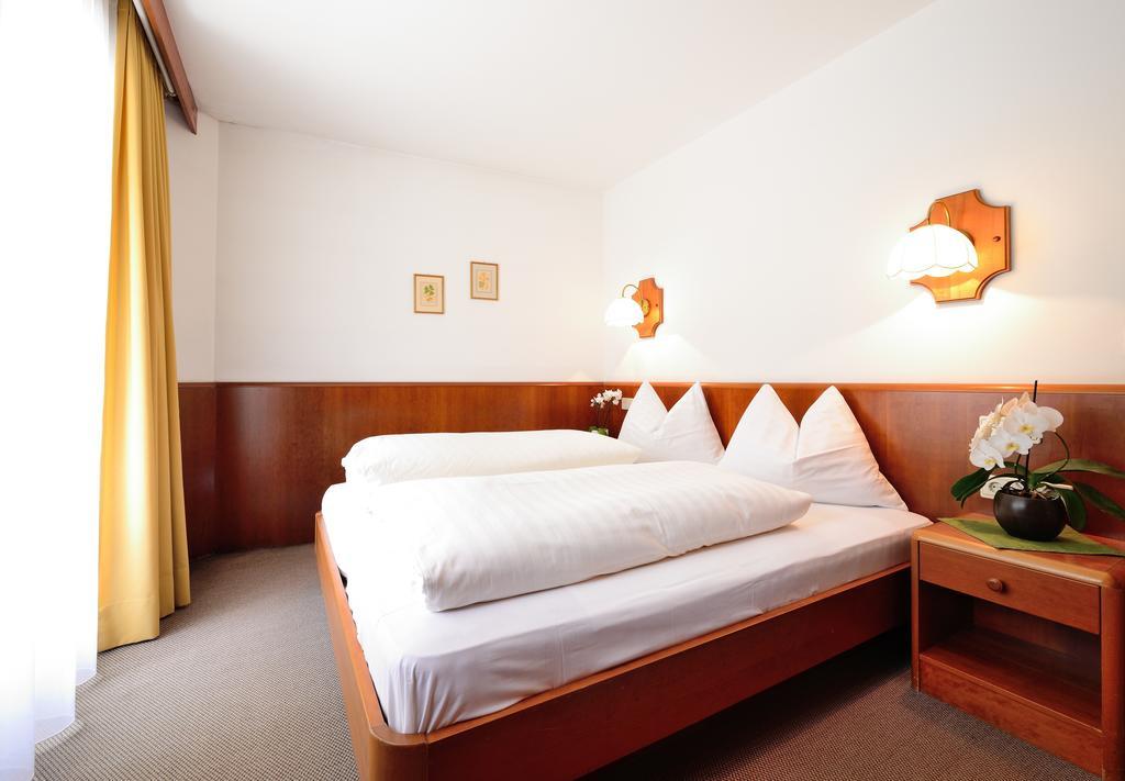 Residence Bacher Valdaora di Sopra Værelse billede